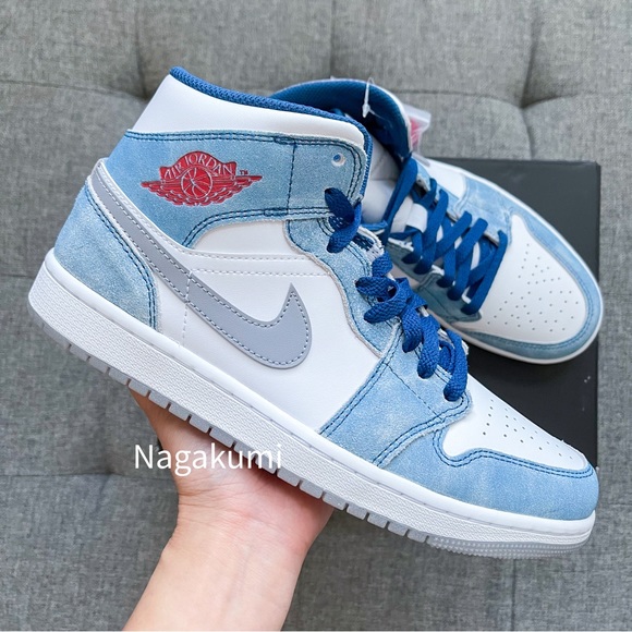 🧊 nike air Jordan 1 mid retro pastel blue grey shoes (rare shoes) - Picture 2 of 4
